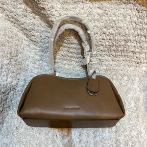 Michael Kors Cecily Medium Shoulder Bag purse